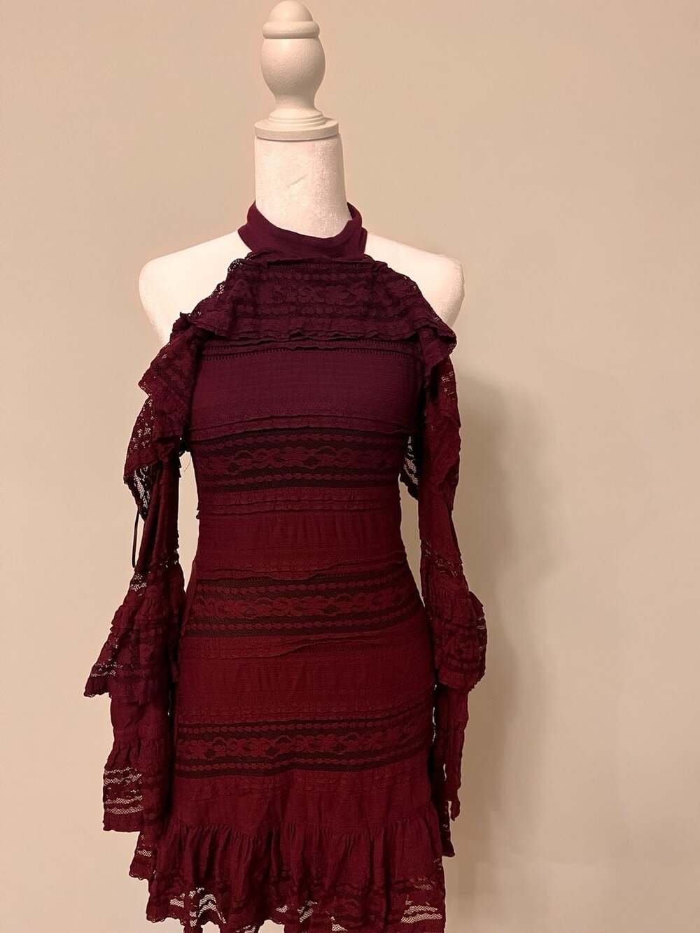 Parker Tanya Cold Shoulder Ruffle Dress Size XS Wine Burgundy